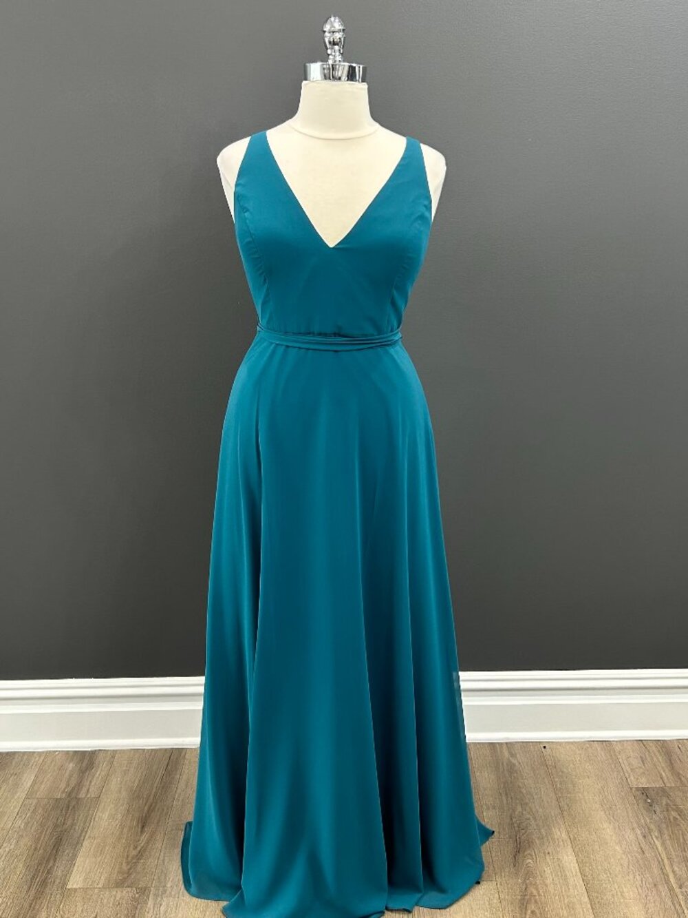 Emerald V-neck Chiffon Gown Style Aprilia-BM1129 Size 18